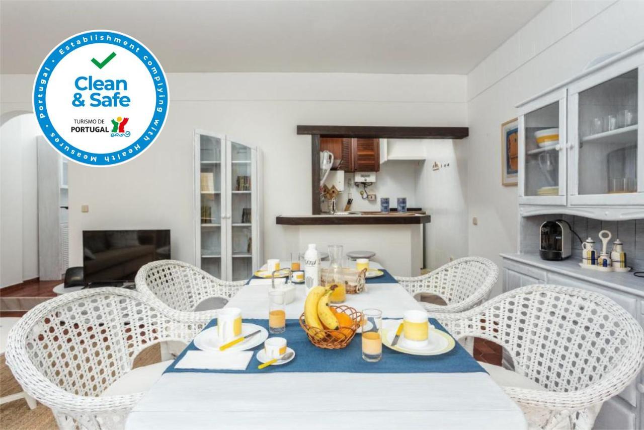 Lagos Apartment Ap Praia Dona Ana Exterior photo