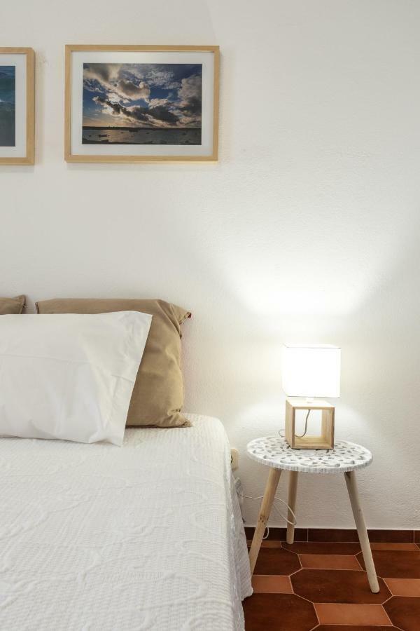 Lagos Apartment Ap Praia Dona Ana Exterior photo